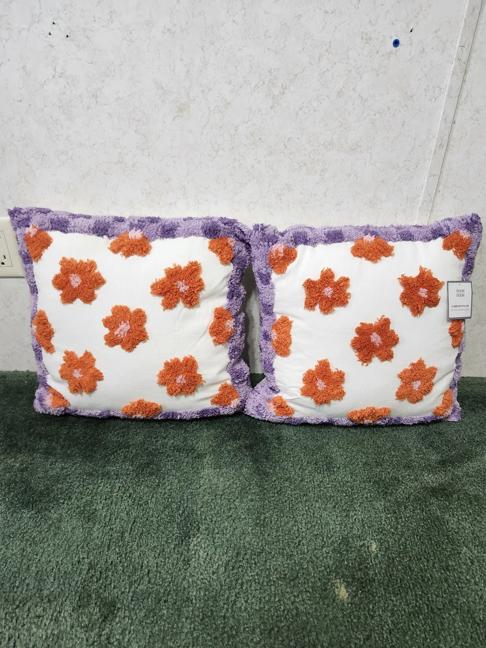 Floral Accent Throw Pillows 2 Piece Set Dorm Hippie Retro Decor Cottage Core